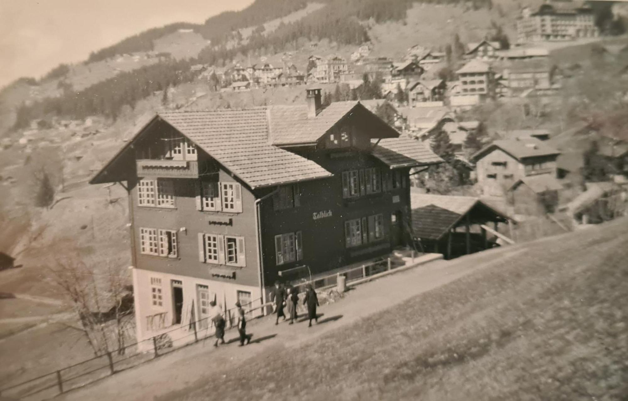 Traditional Chalet In Wengen - Top Floor Apartment Bagian luar foto